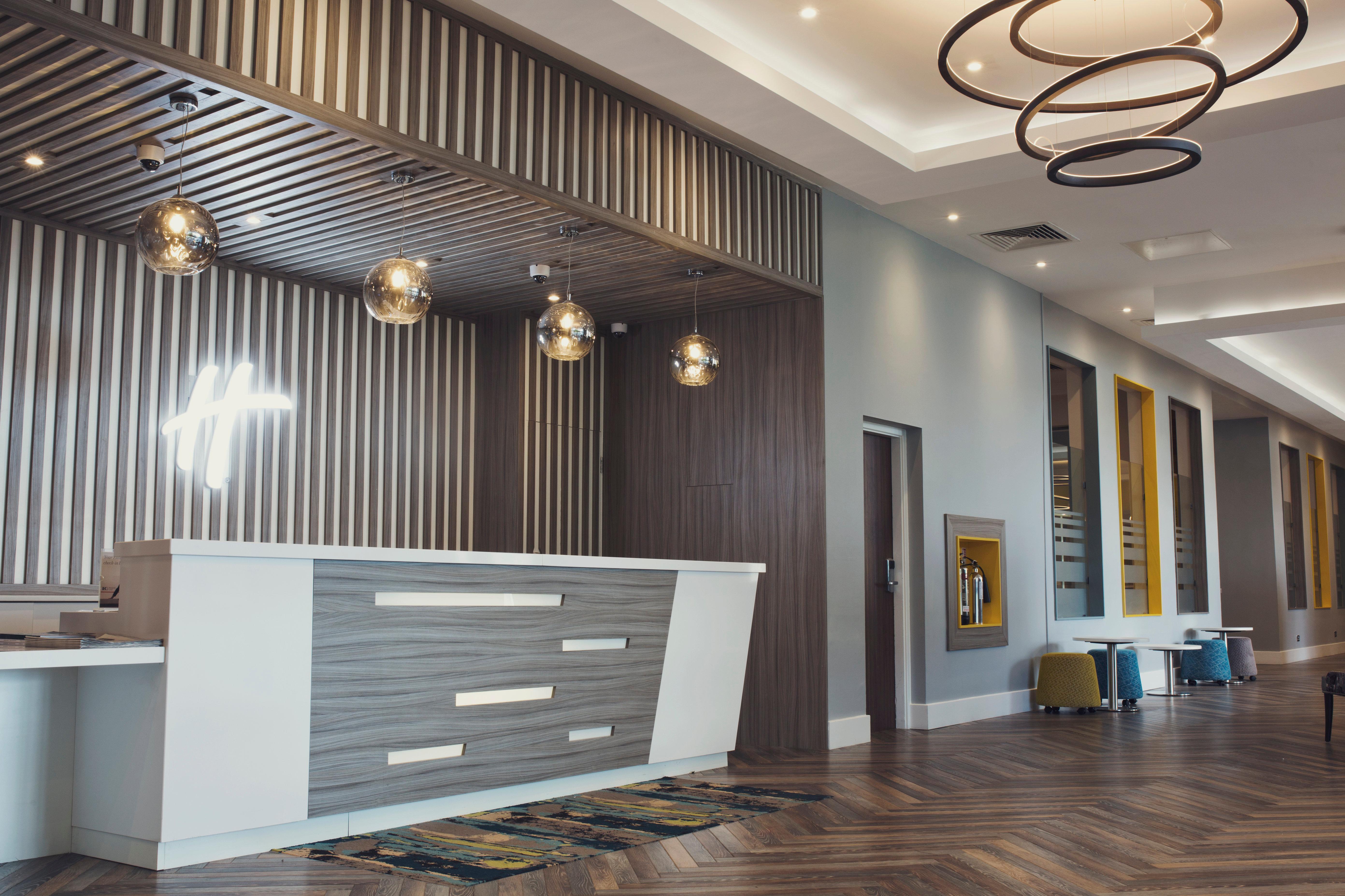 Holiday Inn Newcastle Gosforth Park By Ihg Seaton Burn Exterior foto