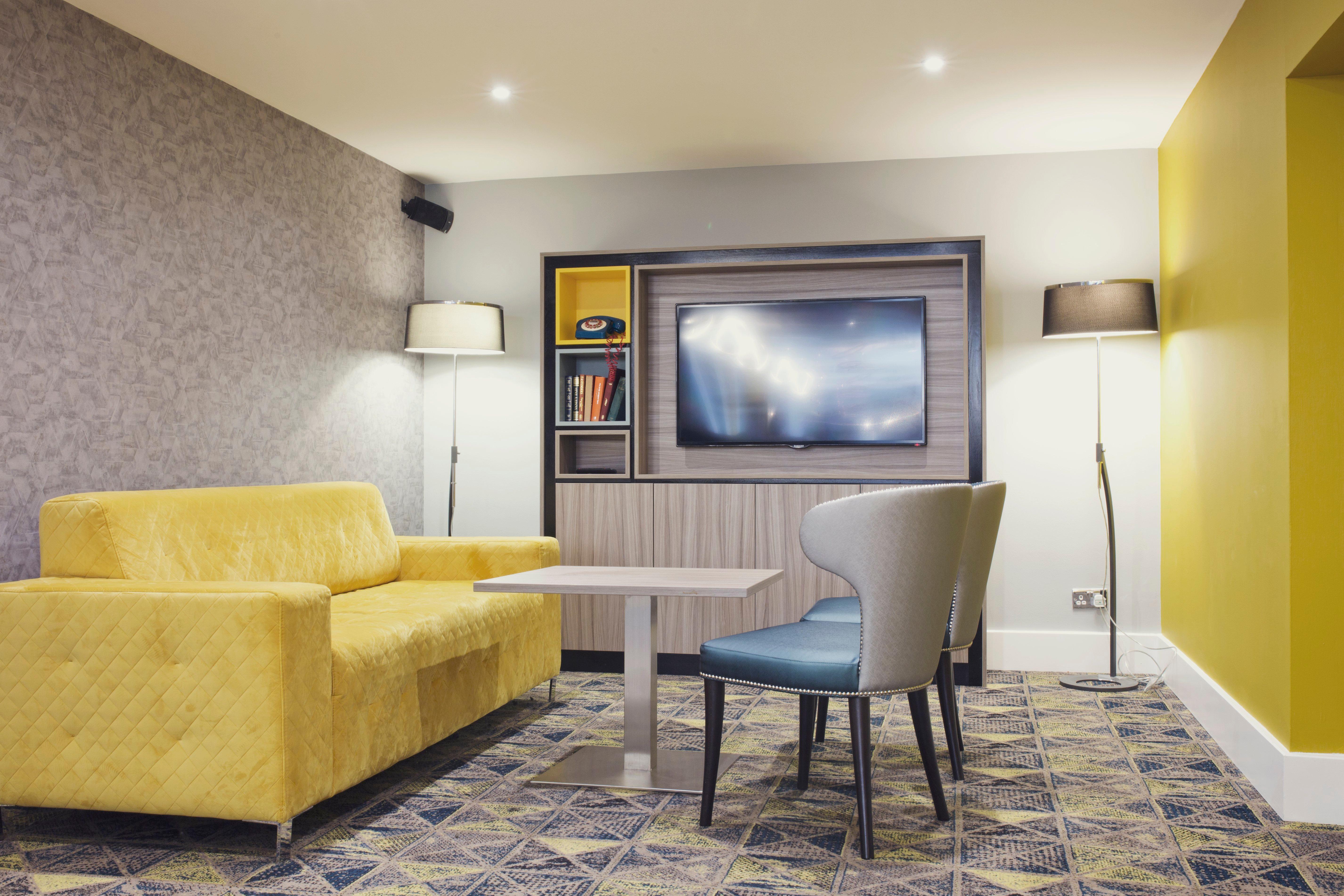 Holiday Inn Newcastle Gosforth Park By Ihg Seaton Burn Exterior foto