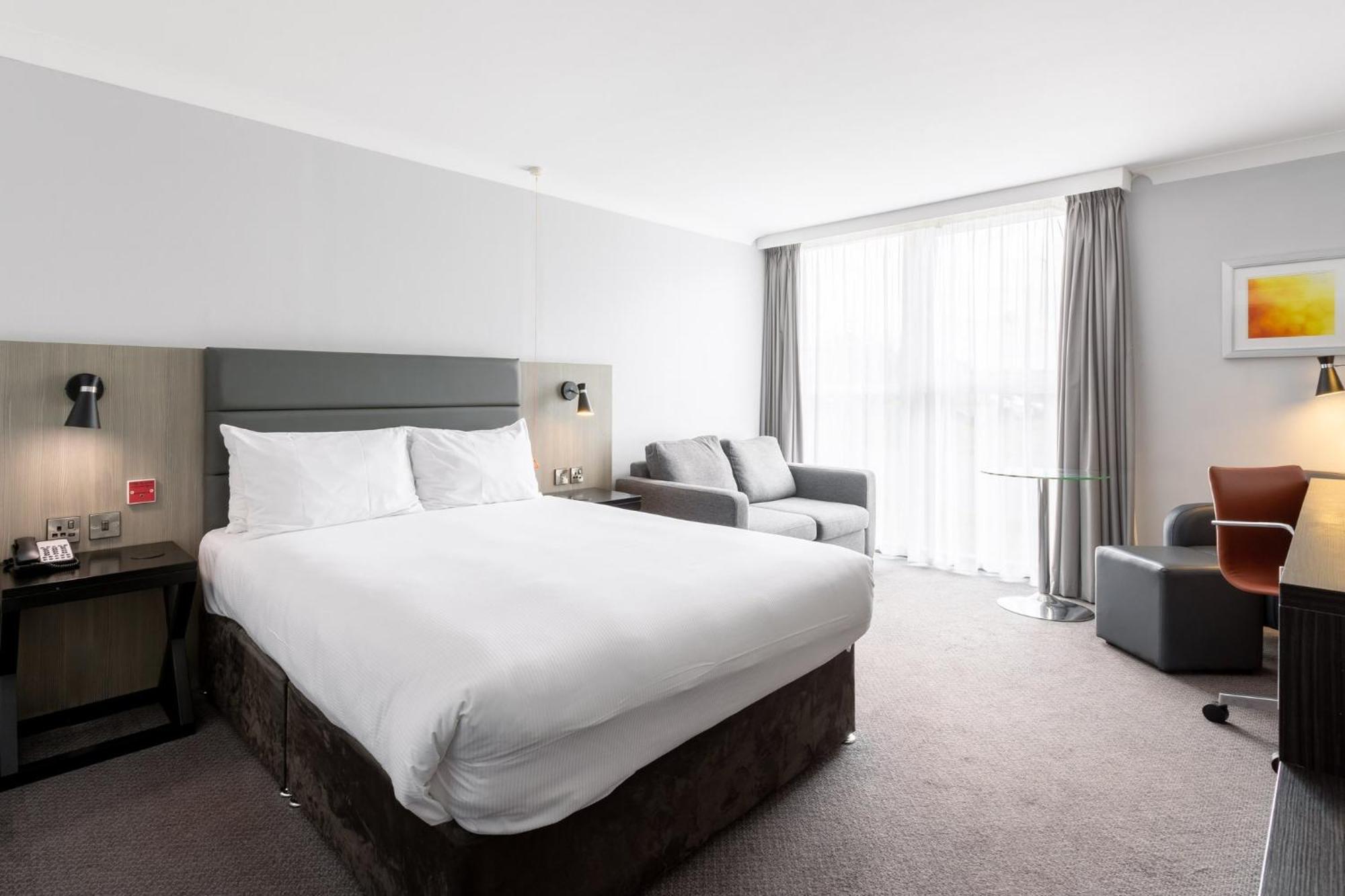 Holiday Inn Newcastle Gosforth Park By Ihg Seaton Burn Exterior foto